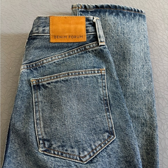 Aritzia Denim Forum Joni High Rise Loose Size 23 - Picture 6 of 9